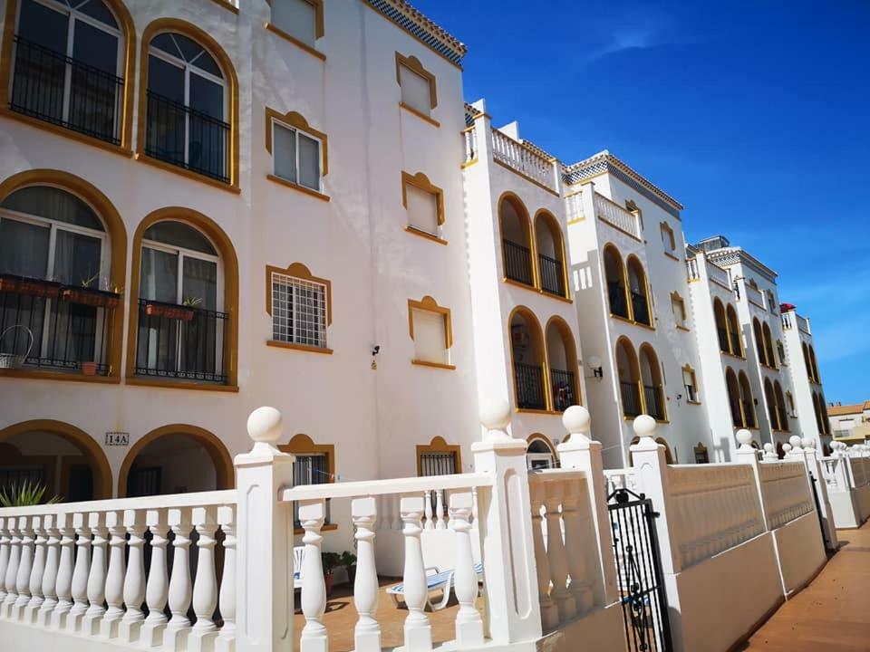 Apartment Walsh - La Zenia أوريويلا المظهر الخارجي الصورة